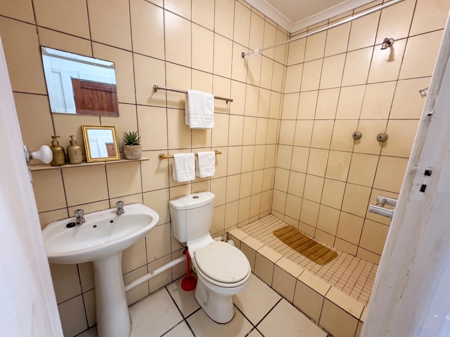 4 Bedroom Property for Sale in Quigney Eastern Cape